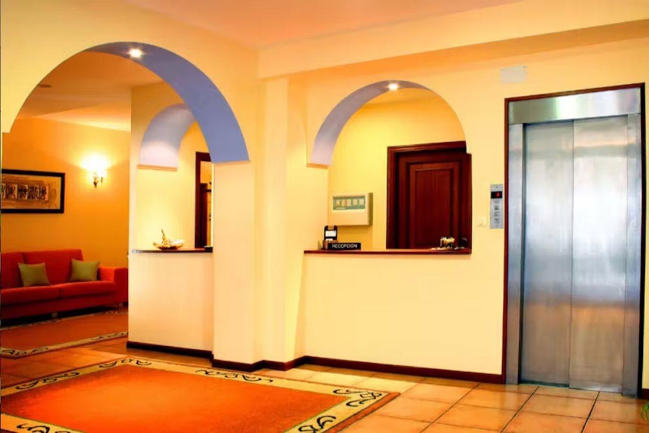 Hotel Las Vinas Артейхо Экстерьер фото